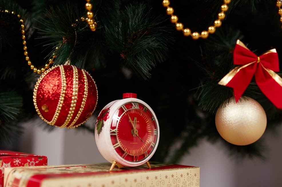 christmas balls clock