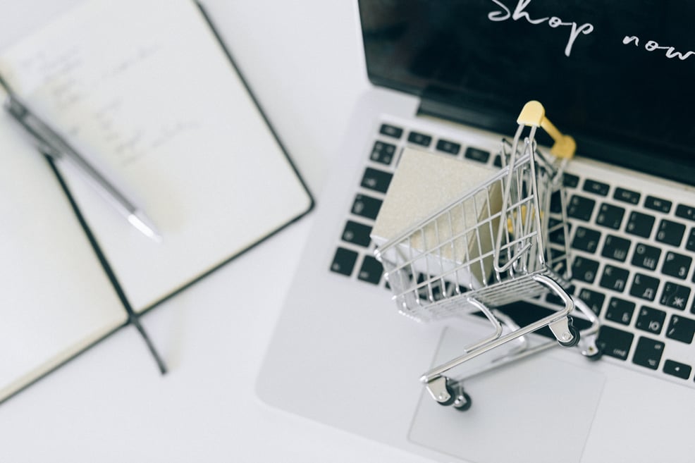 miniature-shopping-cart-on-macbook-pro